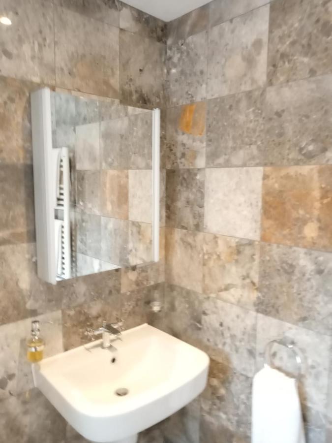 Oak End Lodge Севъноукс Екстериор снимка