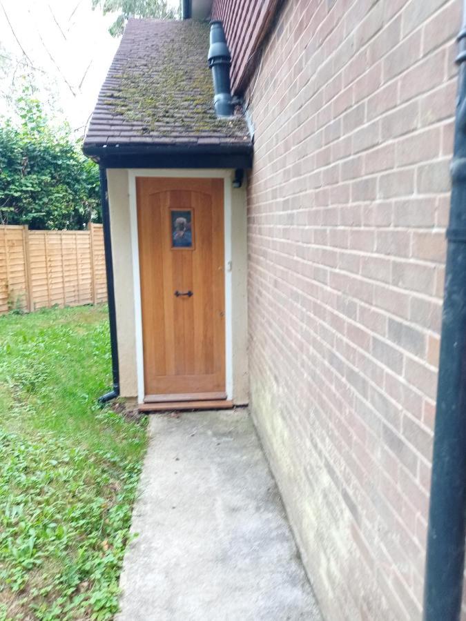 Oak End Lodge Севъноукс Екстериор снимка