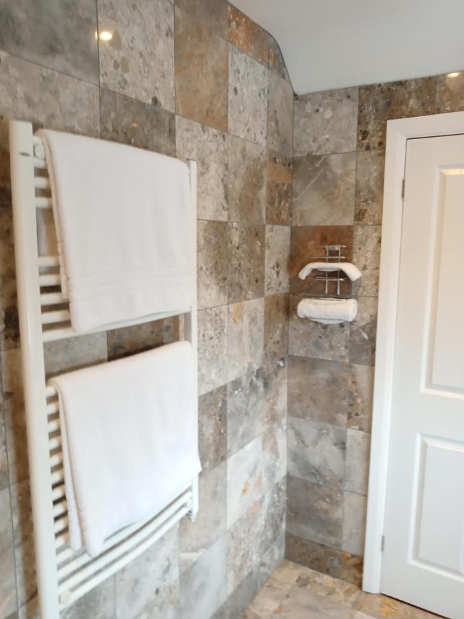 Oak End Lodge Севъноукс Екстериор снимка